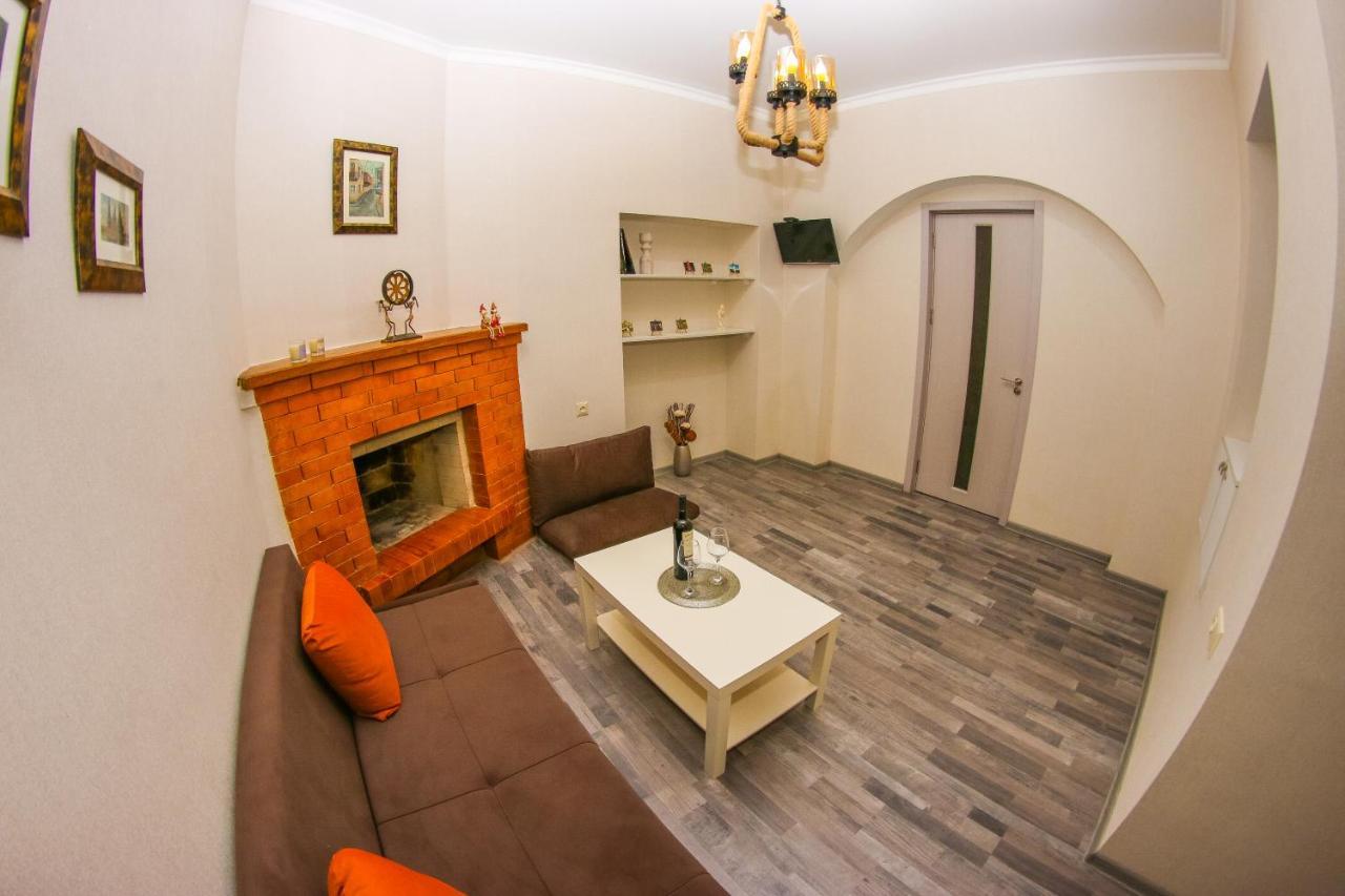 Historical Apartment In Old Tbilisi Eksteriør bilde